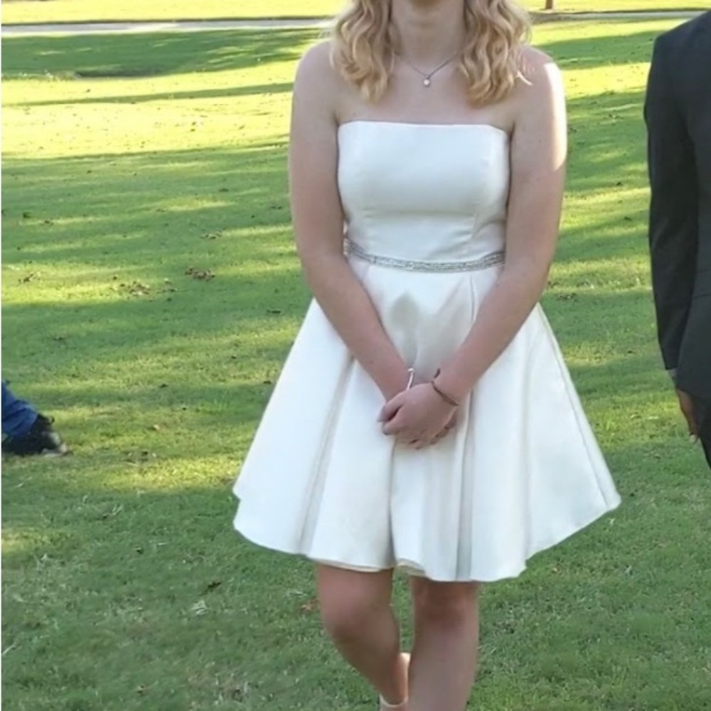 Cream Shiny Cupcake Dress